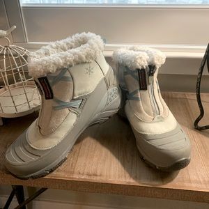 Merrill Continum Vibram waterproof boots